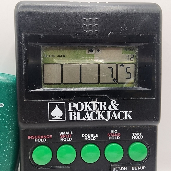 2 Handheld Games 1994, 2002 Diversified Poker Blackjack 21 - Picture 3 of 5
